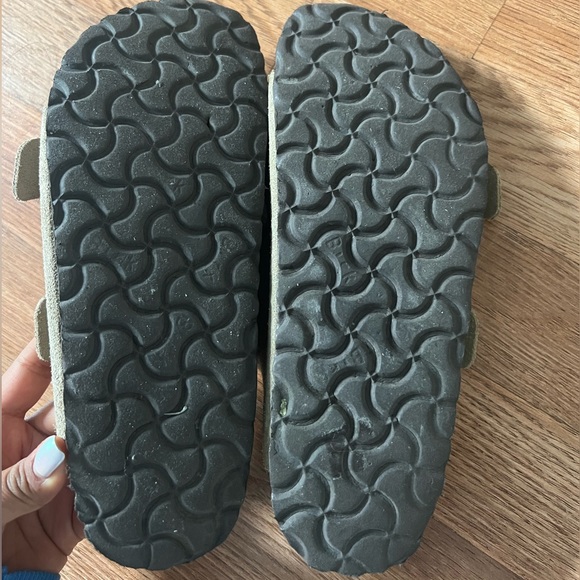 Birkenstock Arizona Sandals - Picture 3 of 6